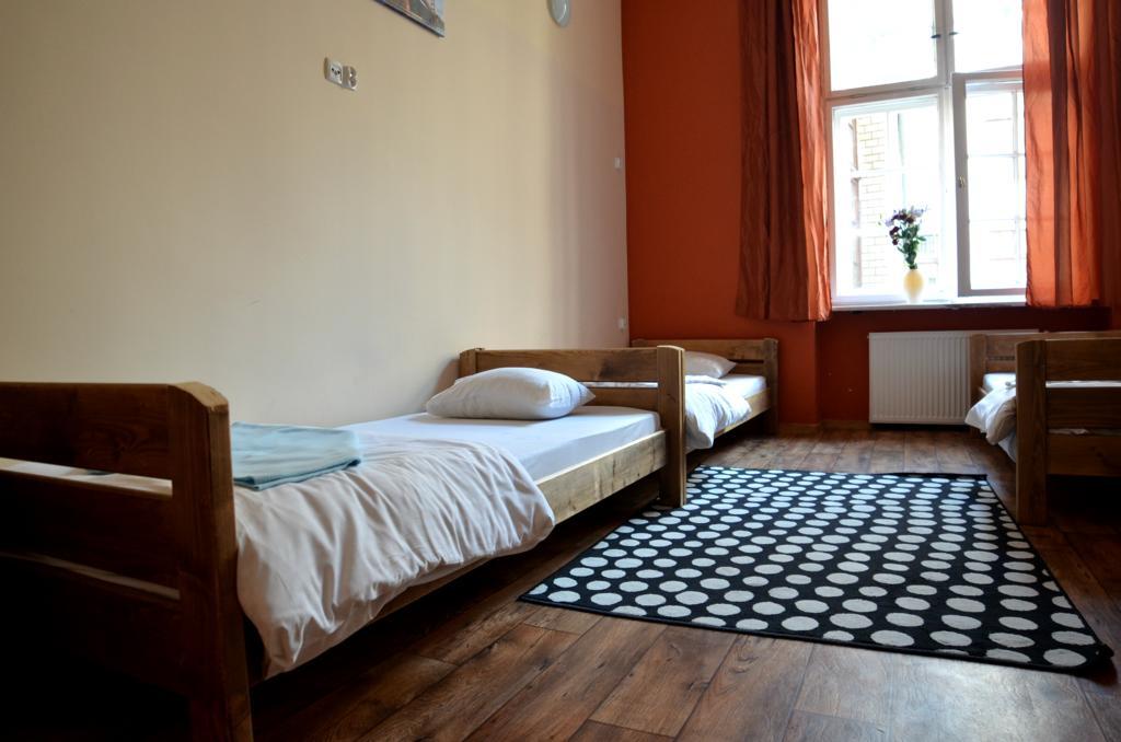 The One Hostel Wroclaw Room photo