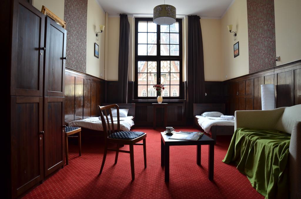 The One Hostel Wroclaw Room photo